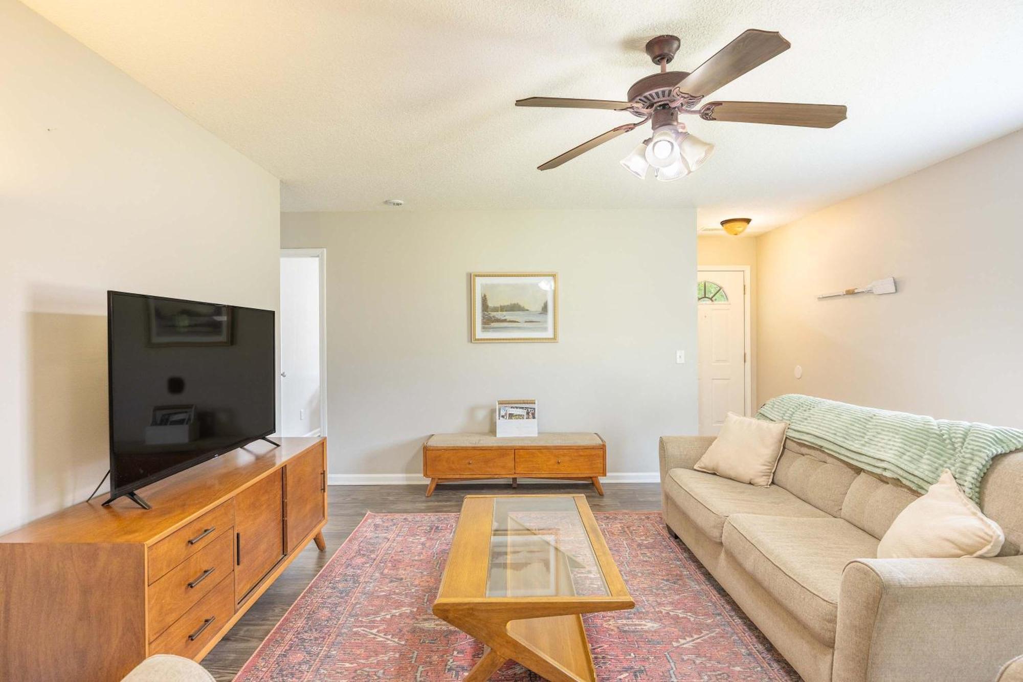 Cozy And Contemporary Villa 1 Mile From Gsu Statesboro Exterior foto